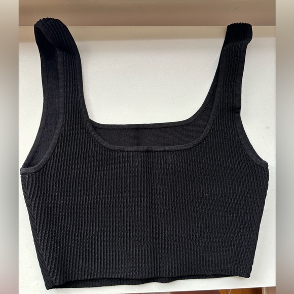 Aritzia babaton Sculpt Knit Squareneck Cropped Tank size S black - Picture 3 of 4
